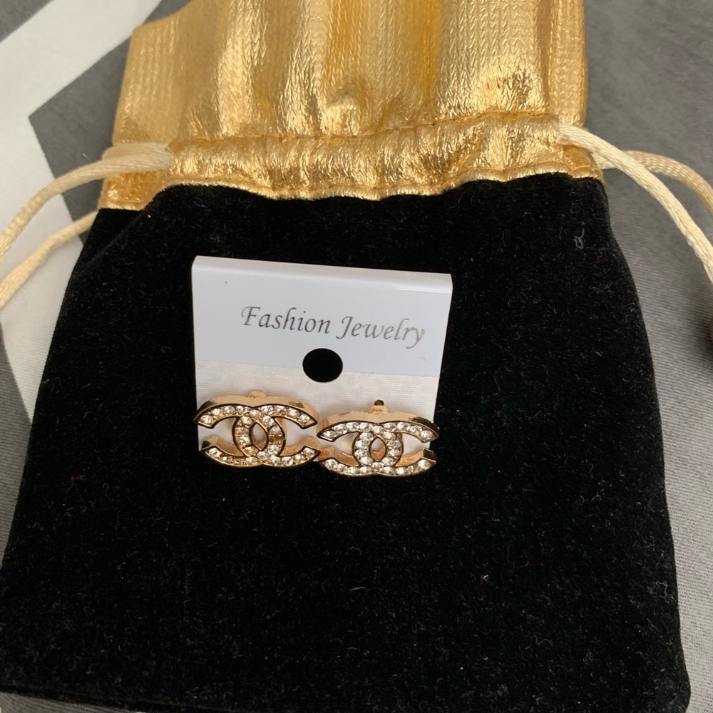 New earings